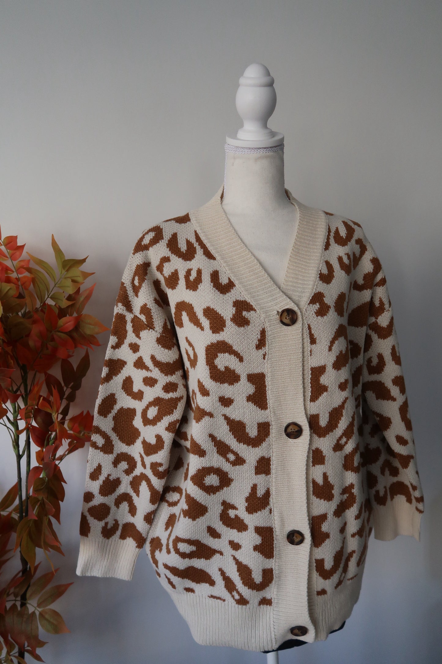 OVERSIZED CHEETAH CARDIGAN