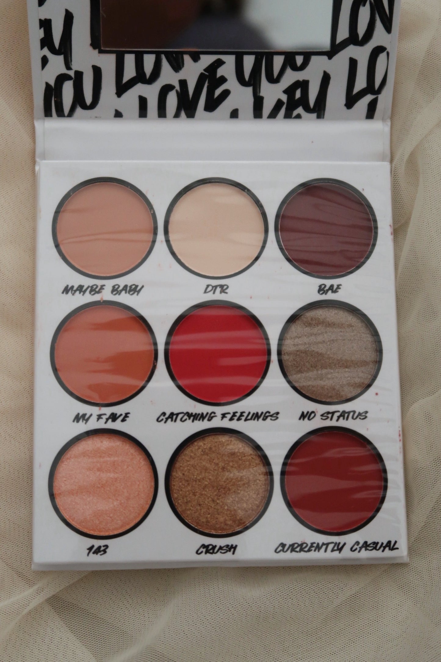 BH COSMETICS EYESHADOW PALETTE