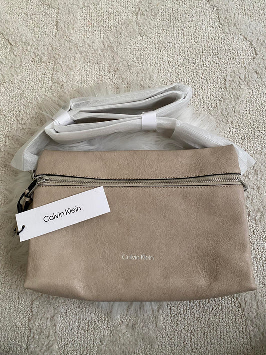CK ENVELOPE BAG