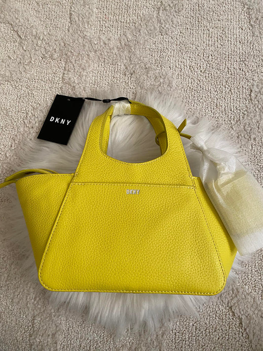 DK TOTE