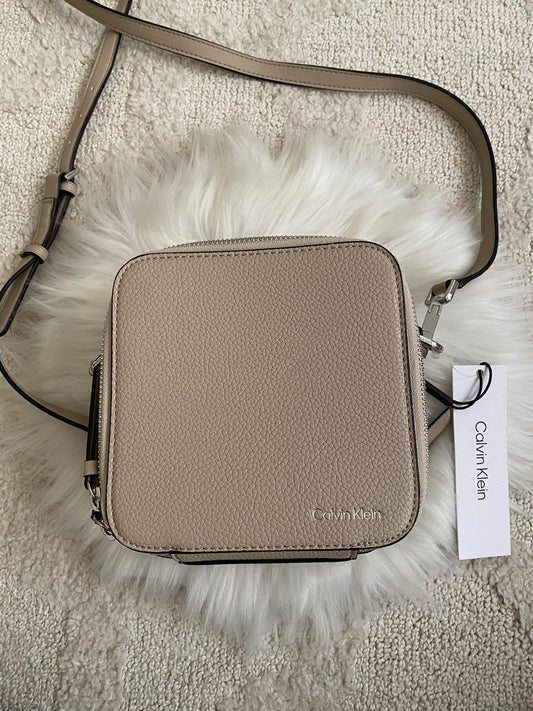 CK SQUARE CROSSBODY