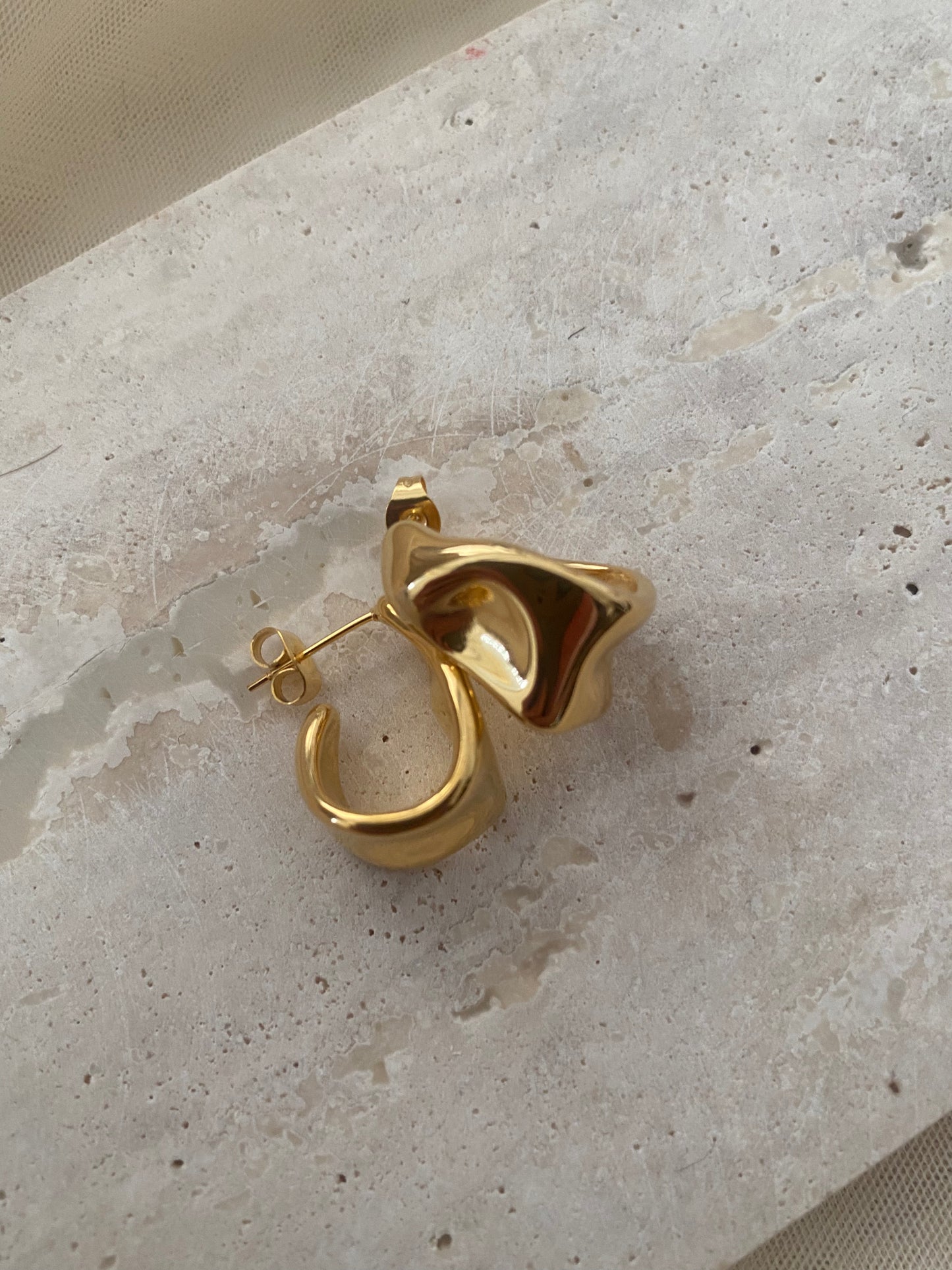 DENTED CHUNKY EARRINGS