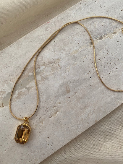 SAHAR GEMSTONE NECKLACE