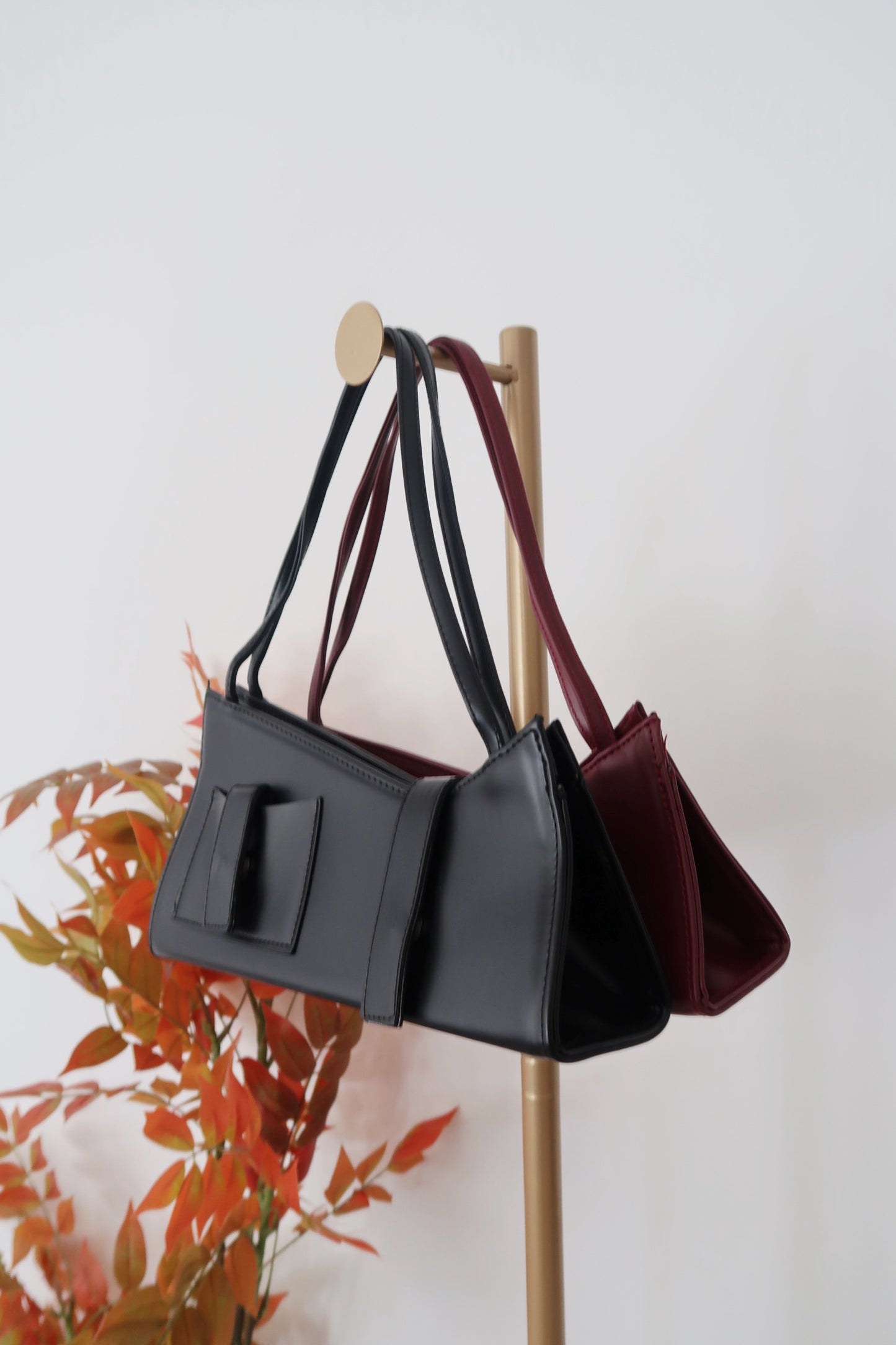 NICOLA SHOULDER BAG