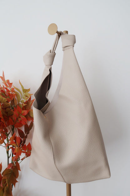 ARIELLE SLOUCH SHOULDER BAG