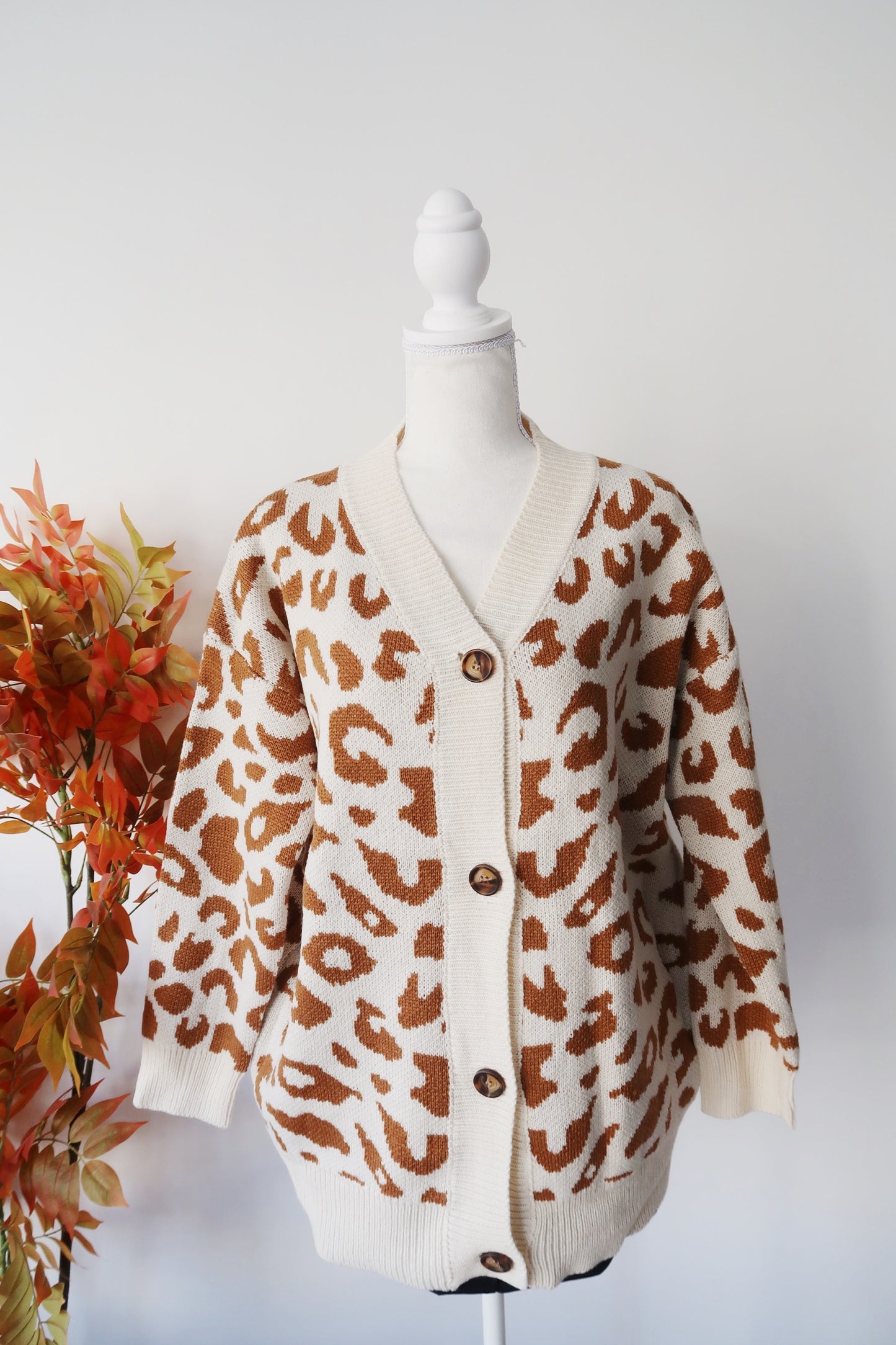 OVERSIZED CHEETAH CARDIGAN