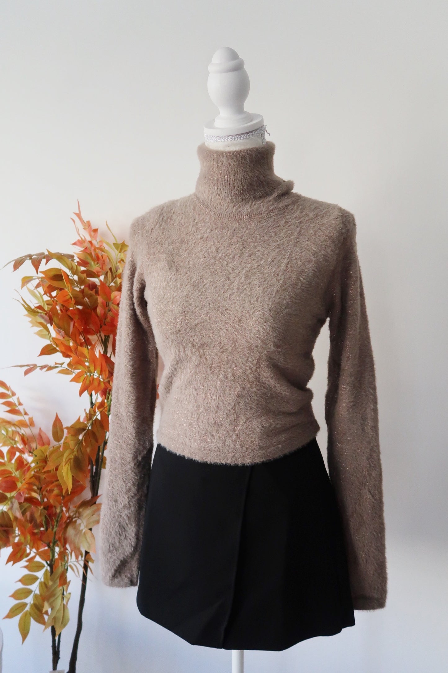 NAILA FUZZY KNIT SWEATER