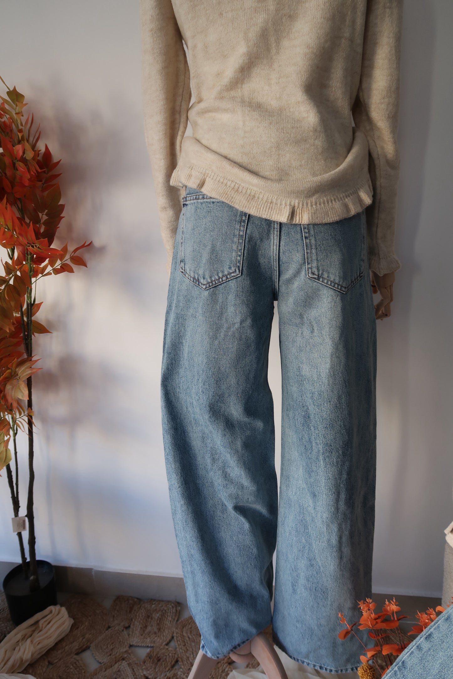 LUNA STRAIGHT LEG JEANS