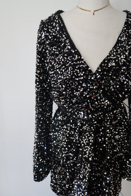 HOLIDAY VELVET EVENING DRESS- BLK SEQUENCE