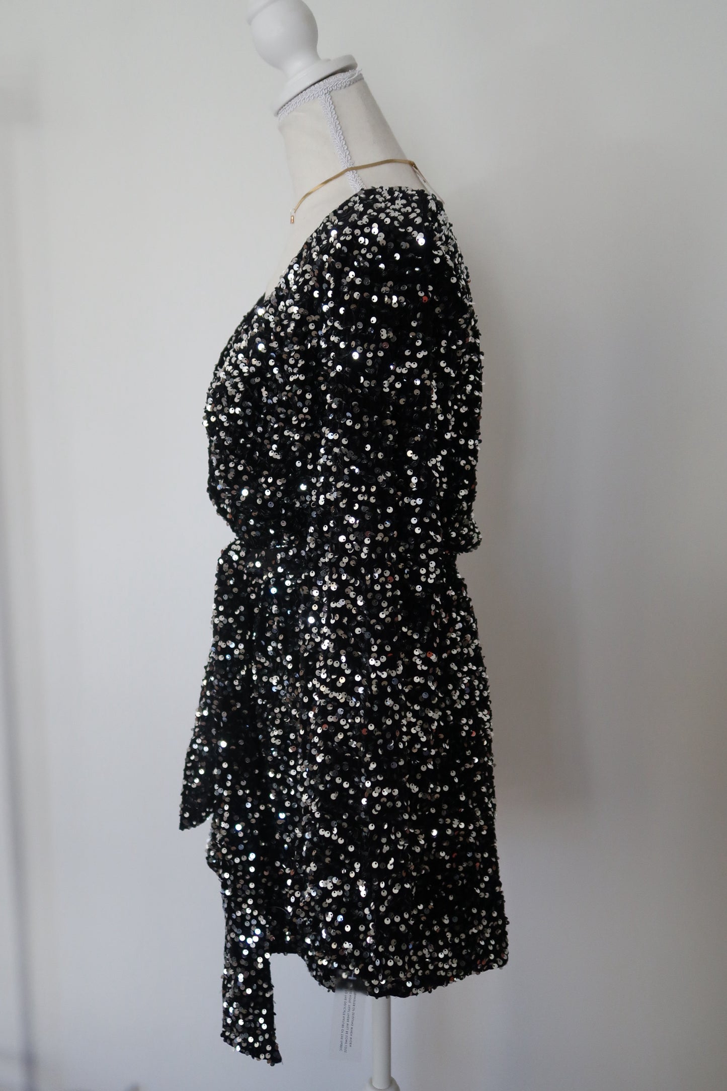 HOLIDAY VELVET EVENING DRESS- BLK SEQUENCE