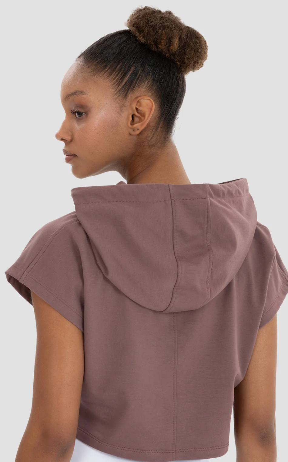 ZINA SLEEVELESS CROP WORKOUT HOODIE