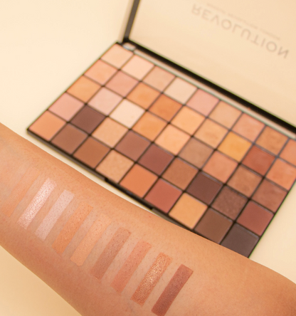 REVOLUTION MAXI RELOADED EYESHADOW PALETTE